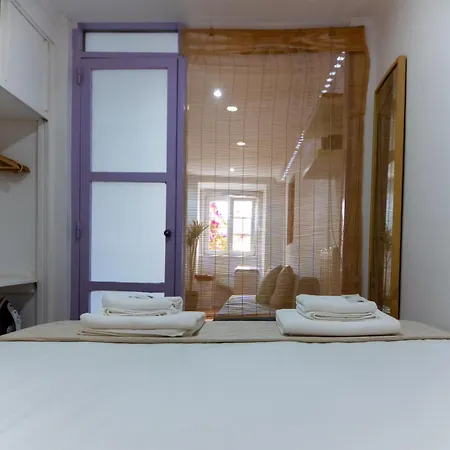 Alfama, The Heart Of Fado - Minutes From Tram 28 Appartement