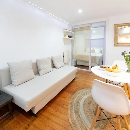 Apartment Alfama, The Heart Of Fado - Minutes From Tram 28 *