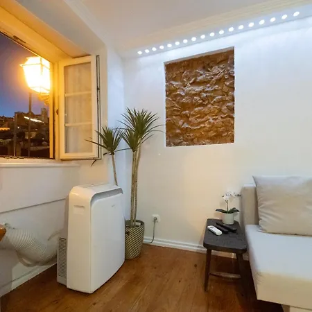 Alfama, The Heart Of Fado - Minutes From Tram 28 Appartement